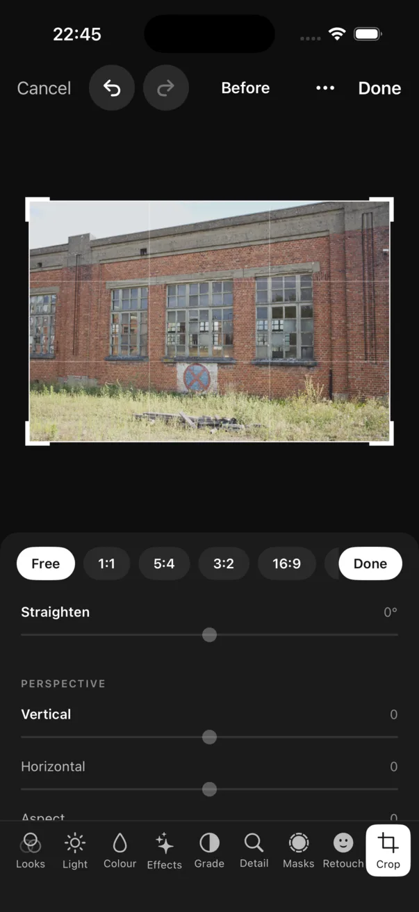 Crop on the iPhone: Free, 1:1, 5:4, 3:2 and 16:9, Straighten, and Perspective